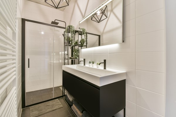 Medium property photo - Hellingstraat 12, 1033 WW Amsterdam